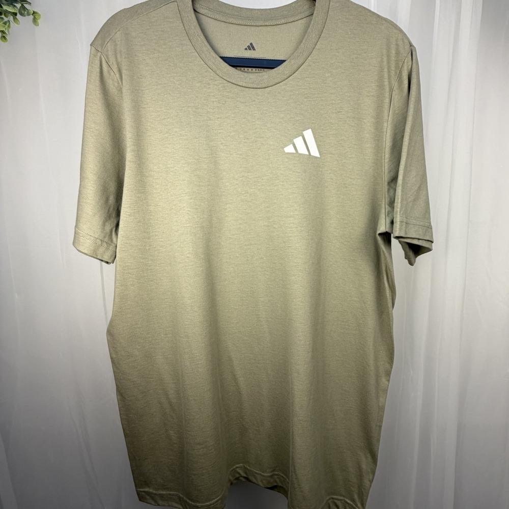 Adidas Sportswear Men's Short Sleeve Shirt Size M Multi Sport Tee Silver Pebble‎